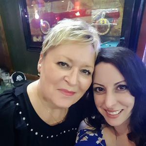 Meet your Posher, Robyn